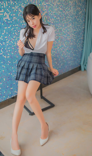 两女一男免费高清观看电视剧