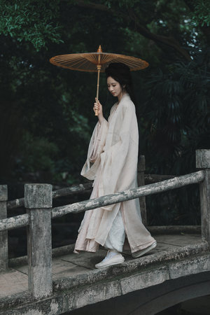 二次元比基尼