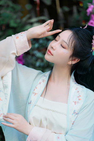 青草久久视频合集